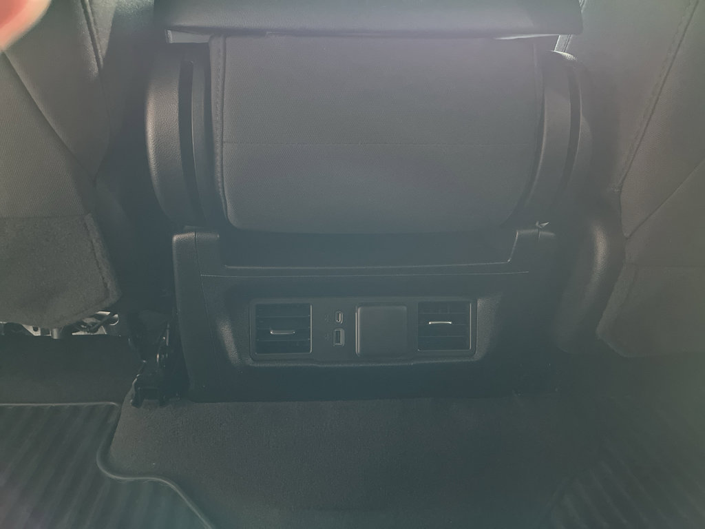 Used 2023 Chevrolet Silverado 1500 LT AWD/4WD image 14