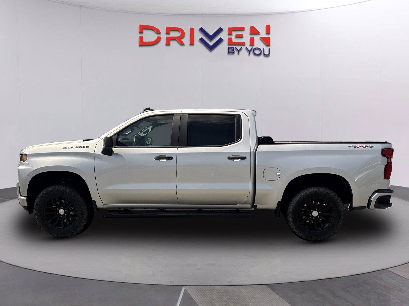 Used 2022 Chevrolet Silverado 1500 Custom w/ Safety Confidence Package AWD/4WD image 7