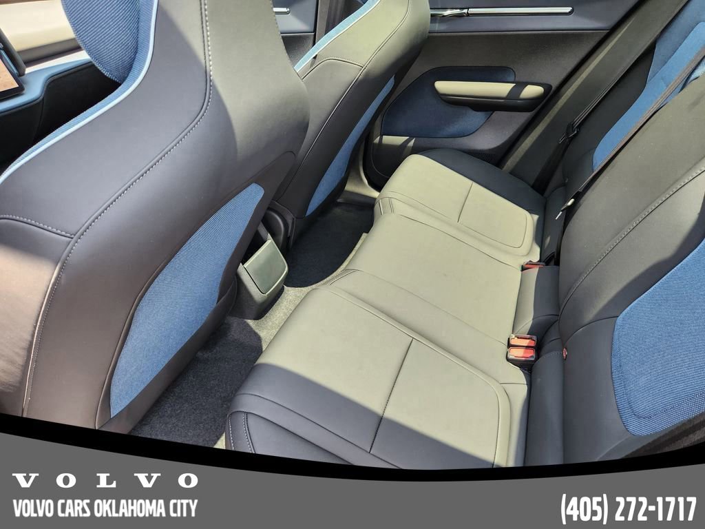 New 2025 Volvo EX30 Plus w/ Protection Package Premier image 28