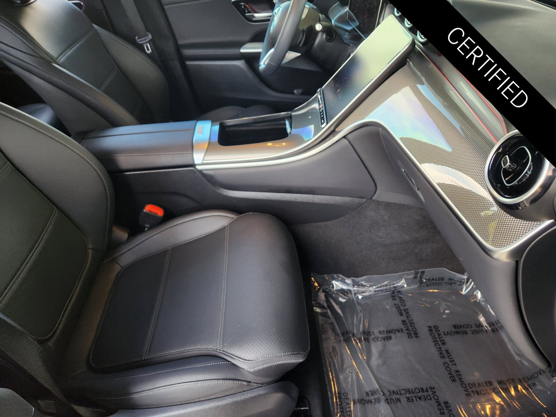 Certified 2026 Mercedes-Benz GLC 300 image 3