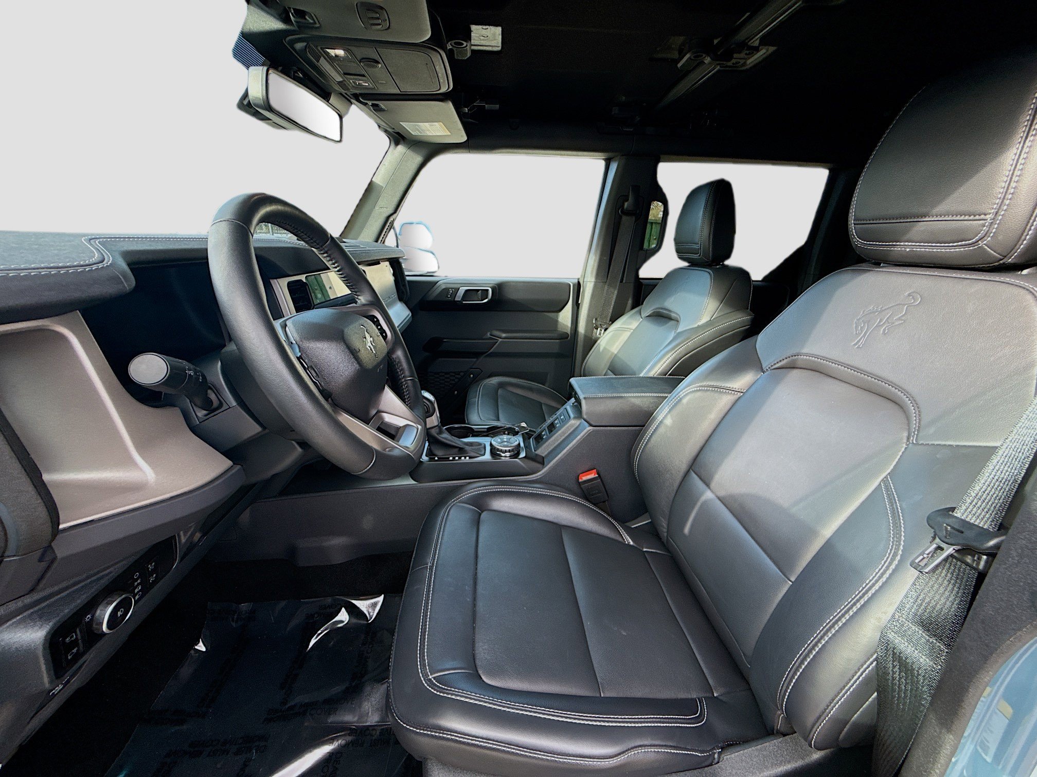 Used 2025 Ford Bronco Outer Banks image 19