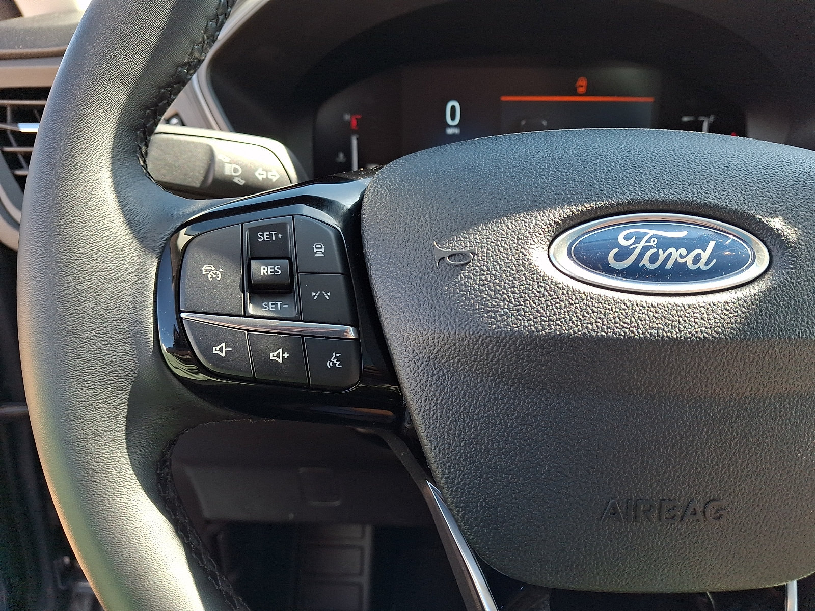Certified 2026 Ford Escape SE FWD image 22