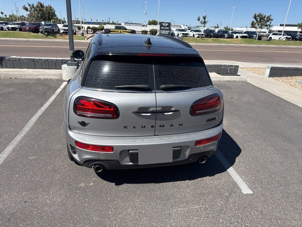 Certified 2024 MINI Cooper Clubman S FWD image 4