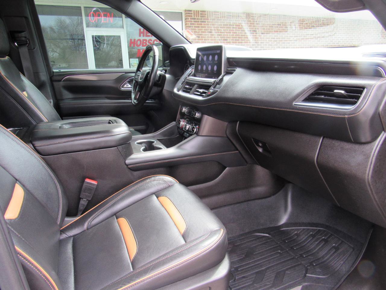 Used 2021 GMC Yukon XL AT4 w/ AT4 Premium Package image 32