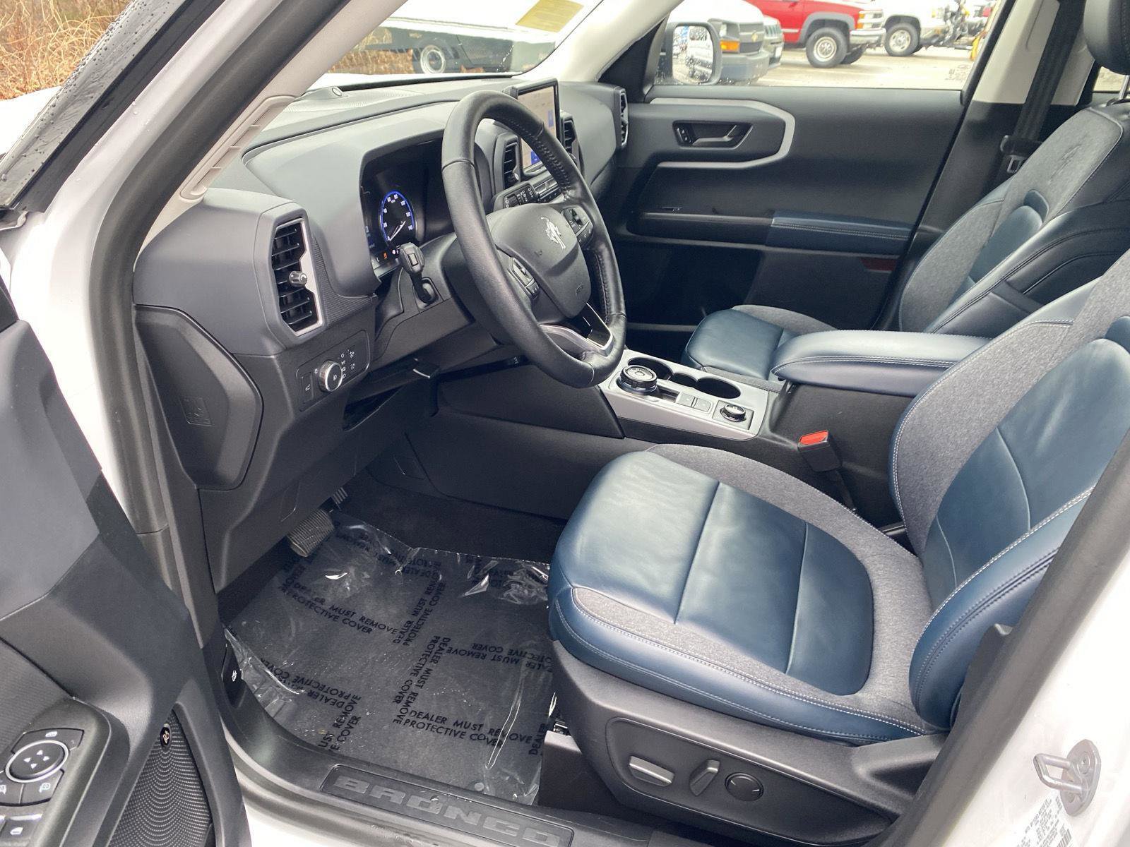 Used 2022 Ford Bronco Sport Outer Banks w/ Tech Package image 15