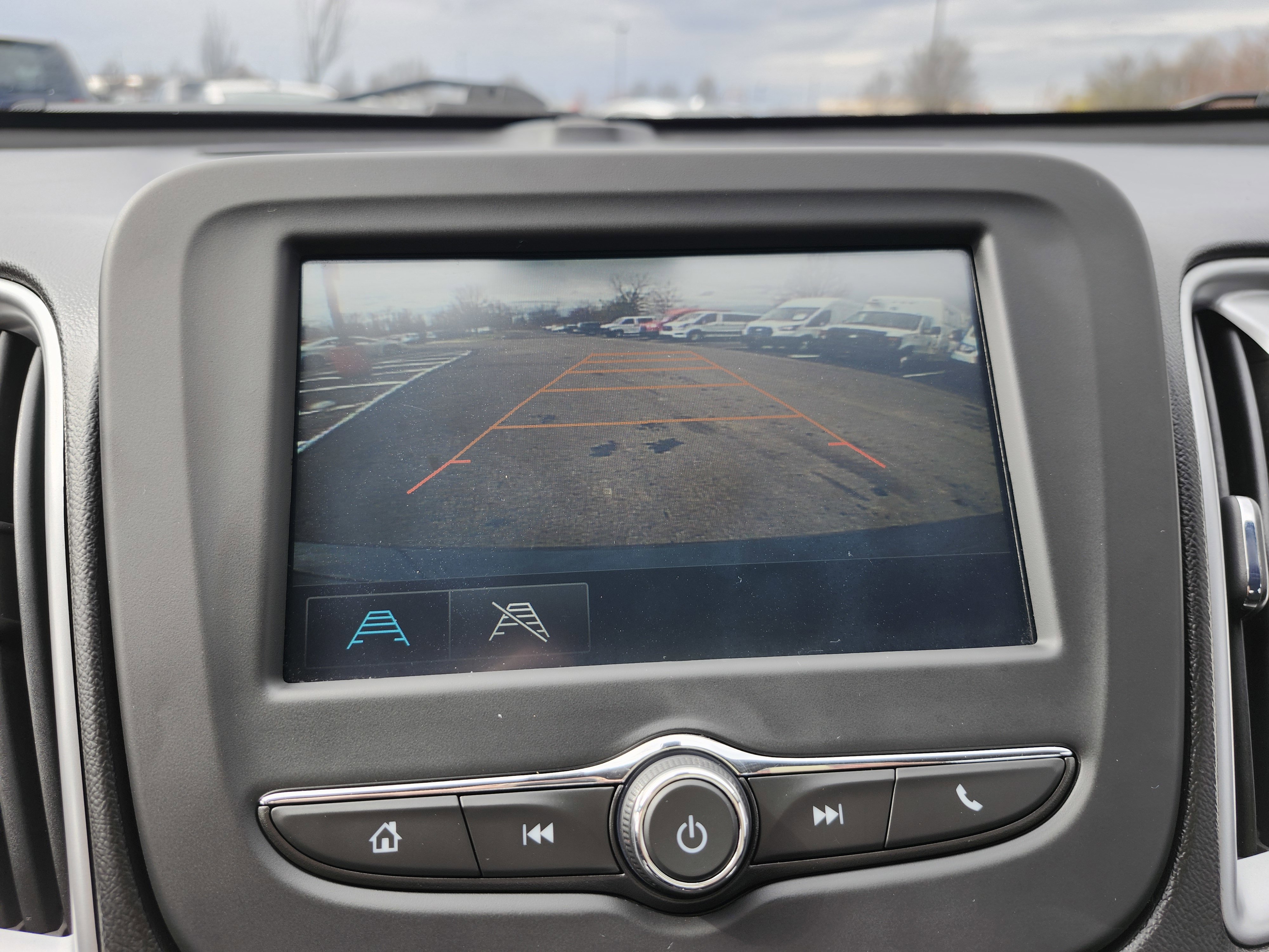 Used 2016 Chevrolet Malibu LS image 2