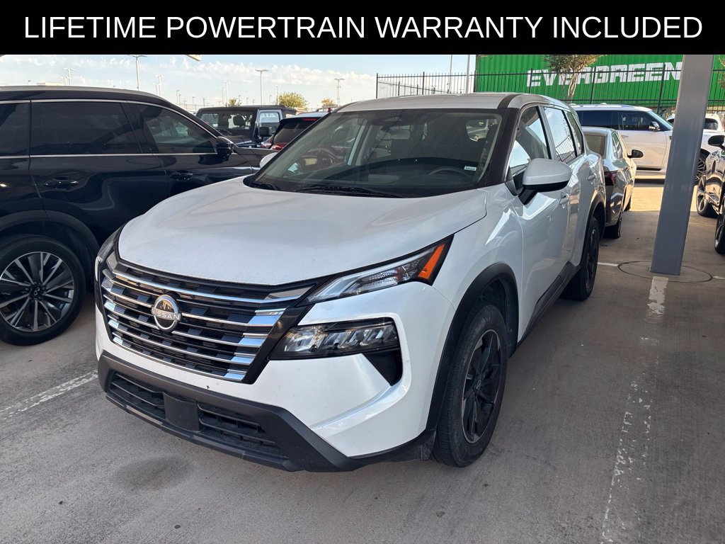 Used 2024 Nissan Rogue SV AWD/4WD image 3