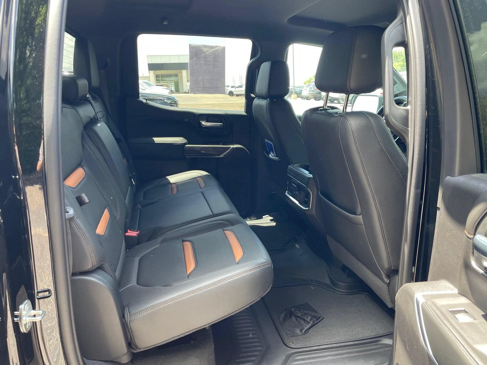 Used 2021 GMC Sierra 1500 AT4 w/ AT4 Premium Package AWD/4WD image 40