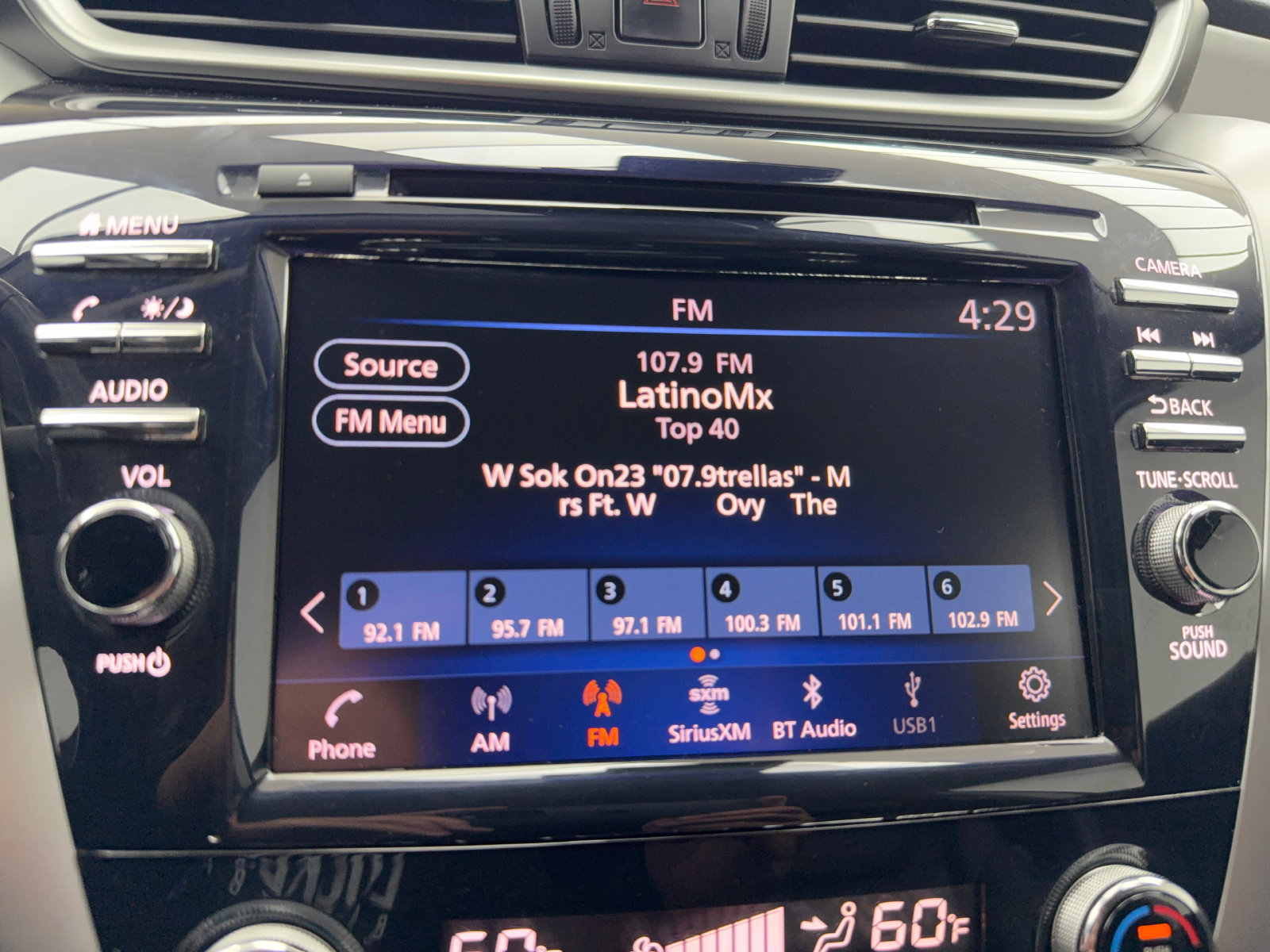 Used 2022 Nissan Murano SV FWD image 15