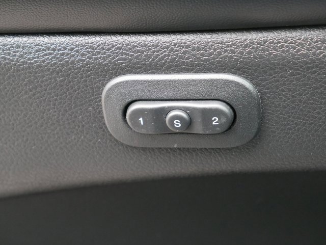 Used 2018 Jeep Grand Cherokee Limited image 29