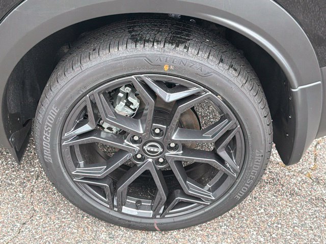 New 2026 Nissan Kicks SR AWD/4WD image 16