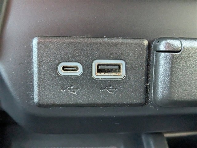 Used 2021 GMC Sierra 2500 Denali w/ Denali Ultimate Package image 24