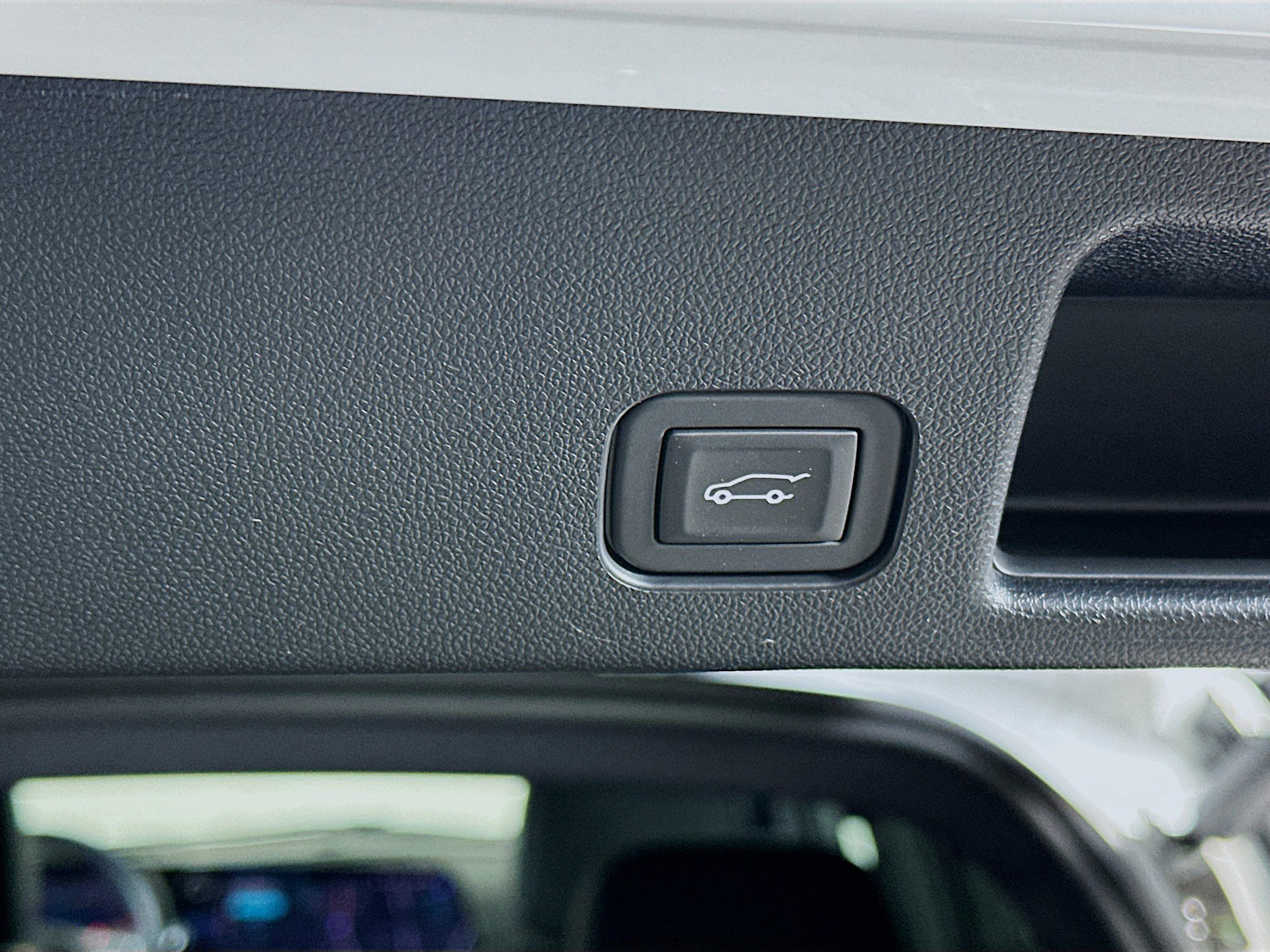 Used 2024 Chevrolet Equinox EV LT image 31