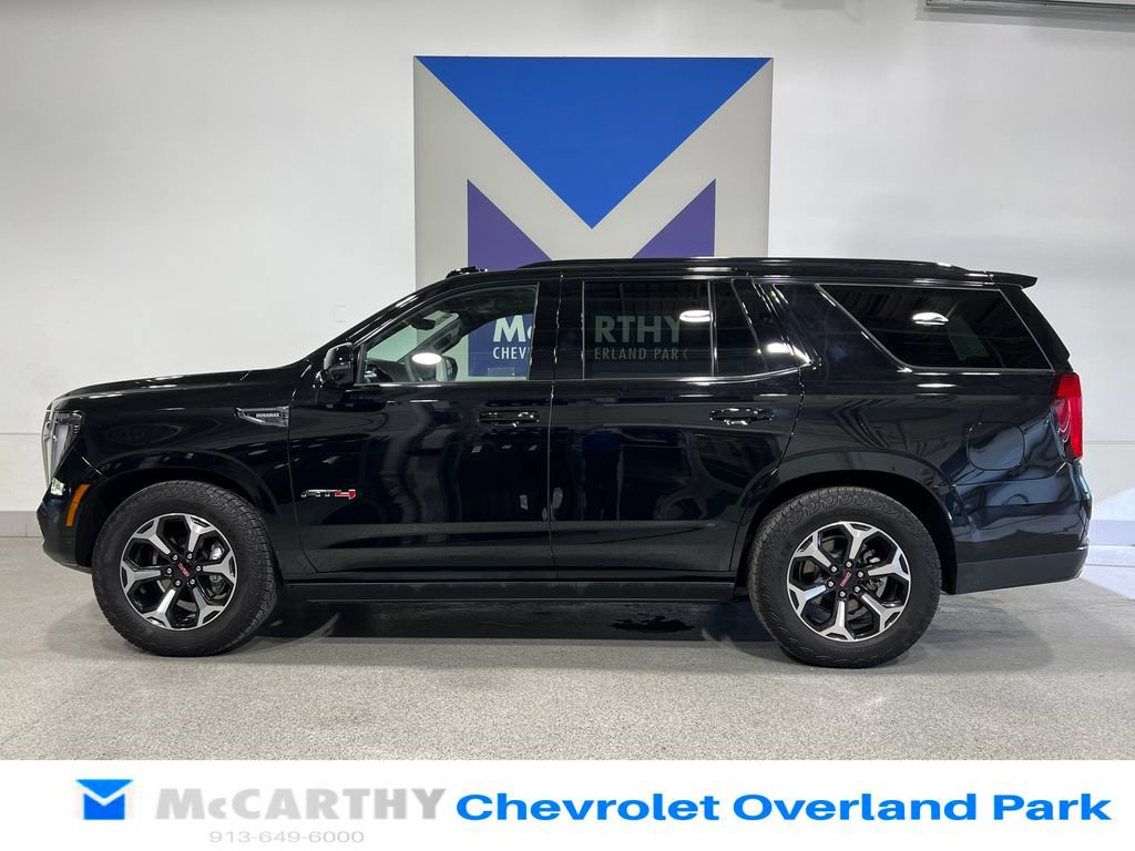Used 2025 GMC Yukon AT4 w/ AT4 Premium Plus Package AWD/4WD image 8