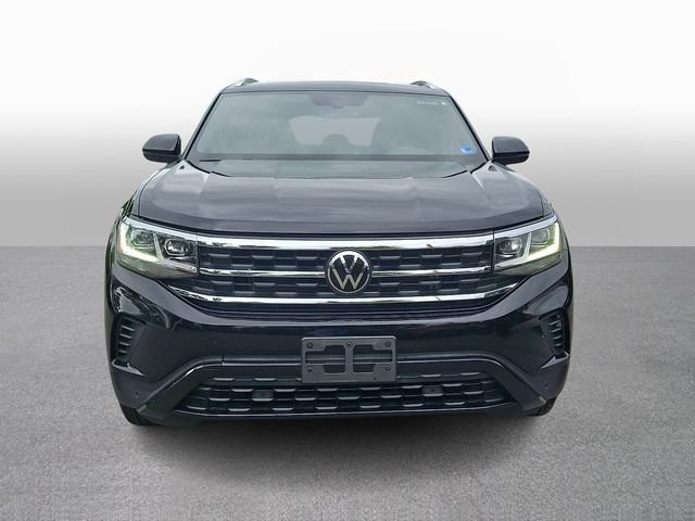 Used 2023 Volkswagen Atlas Cross Sport SE AWD/4WD image 2