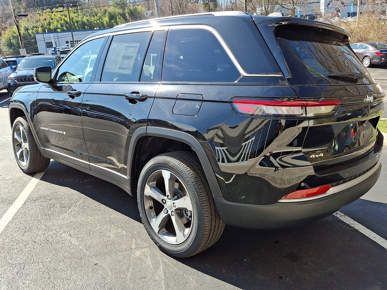 New 2026 Jeep Grand Cherokee Limited w/ Trailer Tow Package image 4