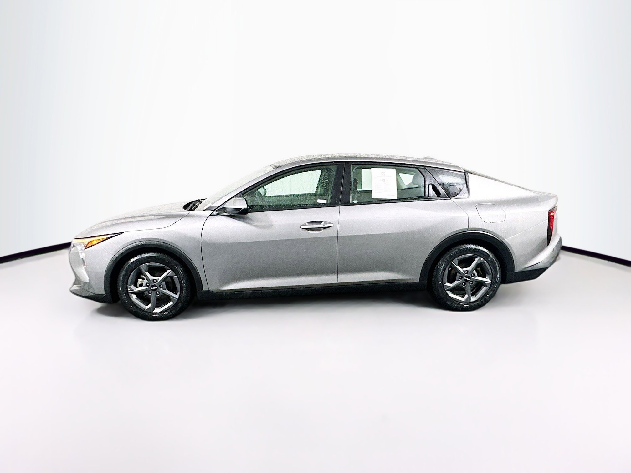 Used 2025 Kia K4 FWD image 4