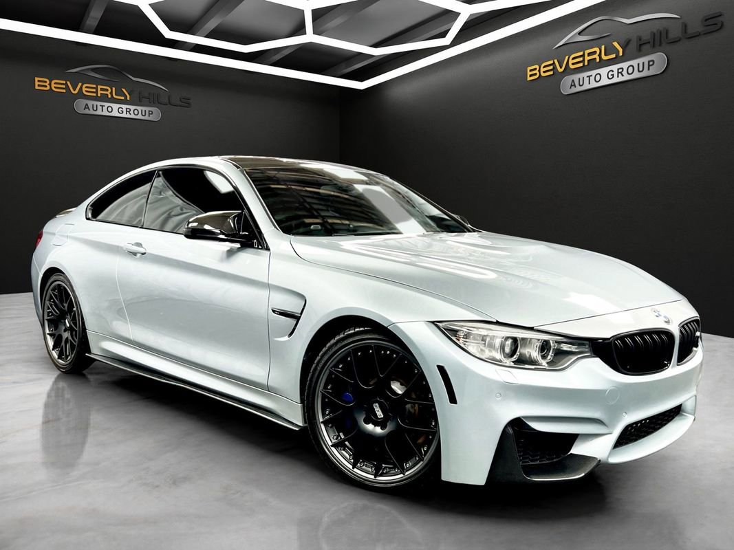 Used 2017 BMW M4 Coupe w/ Executive Package RWD image 7