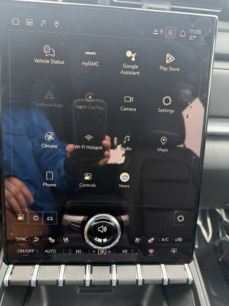 New 2026 GMC Terrain Elevation w/ Elevation Premium Package image 11