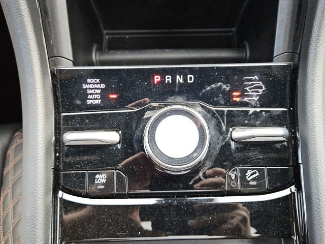 Used 2025 Jeep Grand Cherokee Summit AWD/4WD image 21