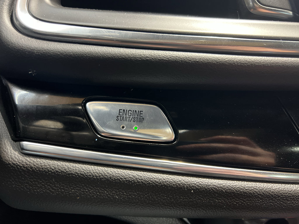 Used 2024 Buick Enclave Avenir w/ Avenir Technology Package AWD/4WD image 17