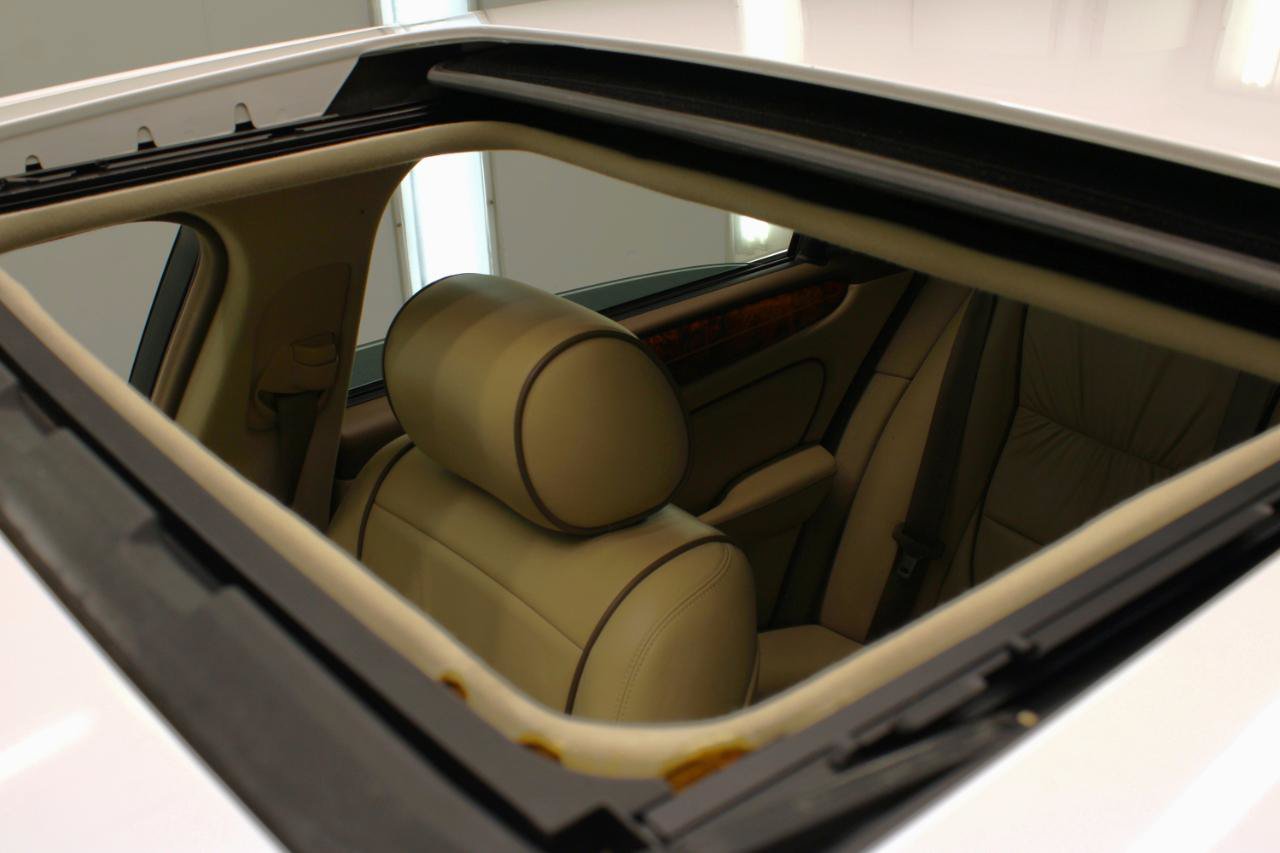Used 2005 Jaguar XJ Vanden Plas RWD image 27