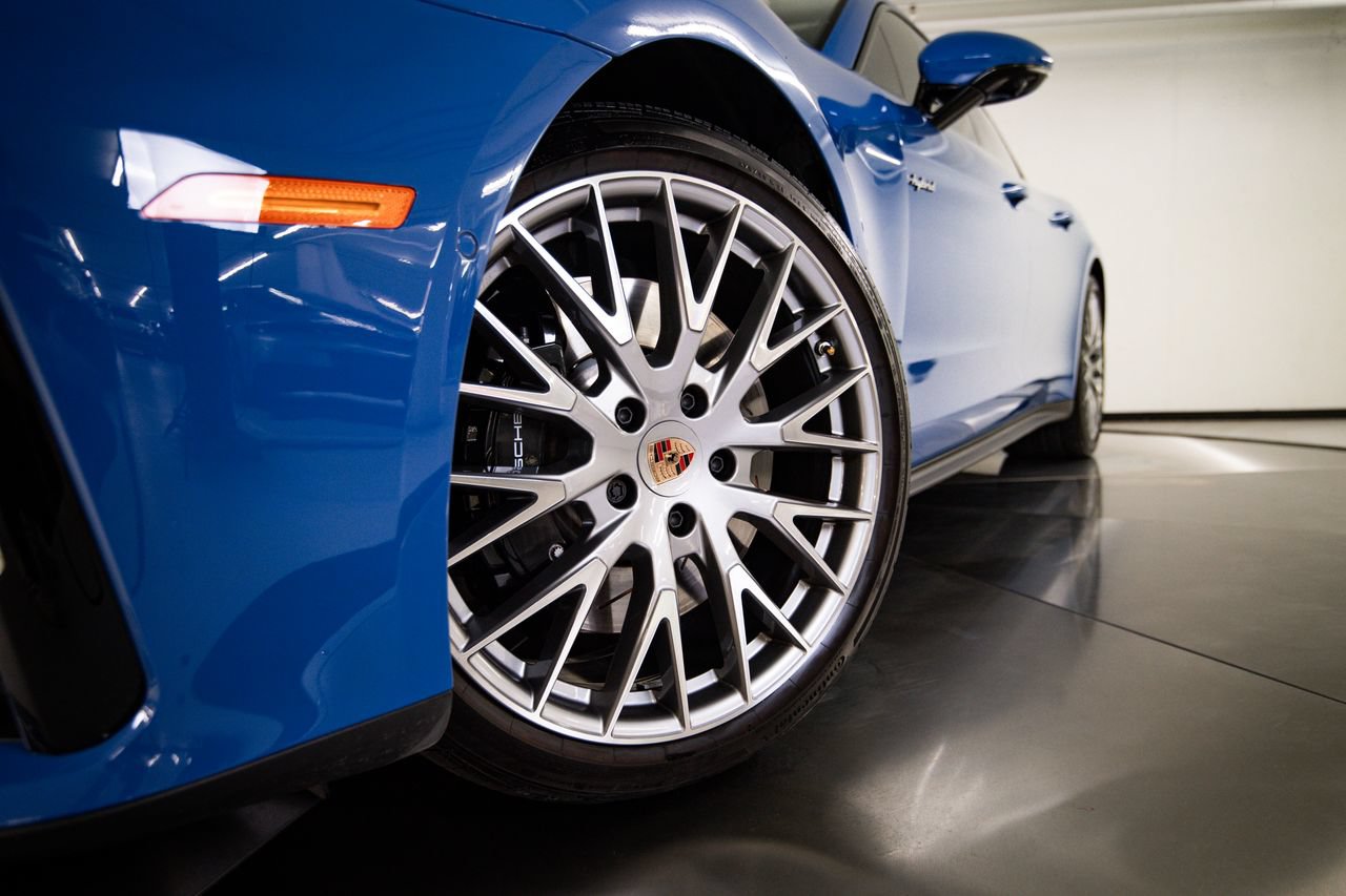 Certified 2026 Porsche Panamera 4 E-Hybrid AWD/4WD image 12