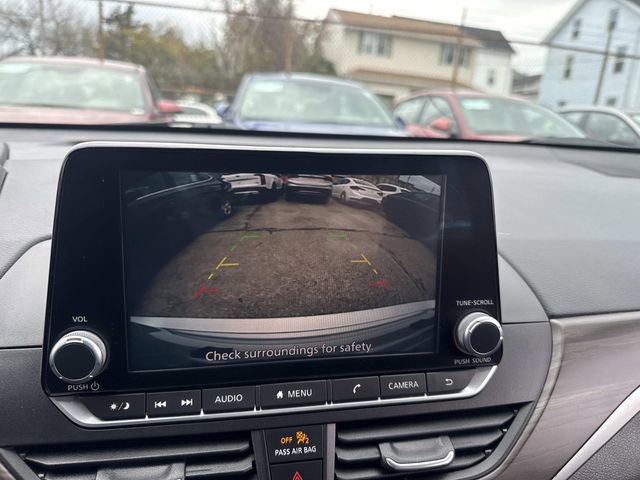 Used 2024 Nissan Altima 2.5 SV image 25