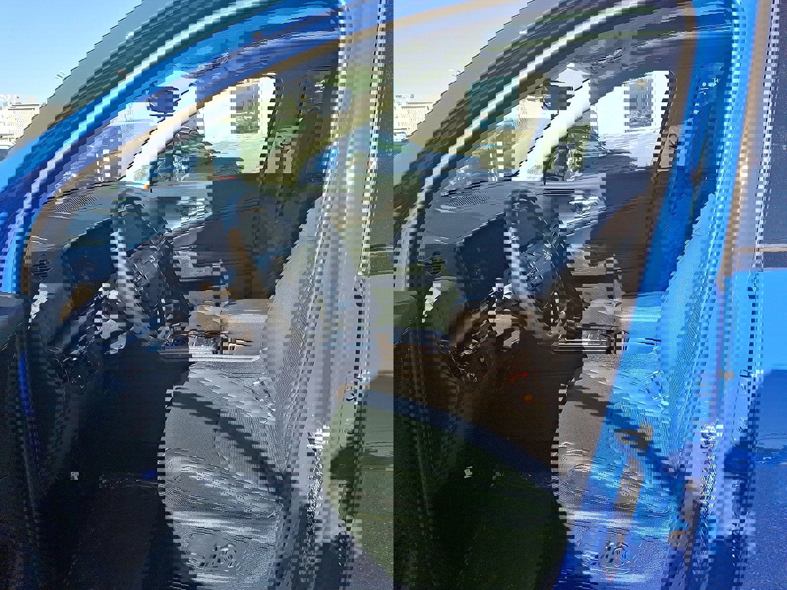 New 2026 Kia Sportage SX image 9