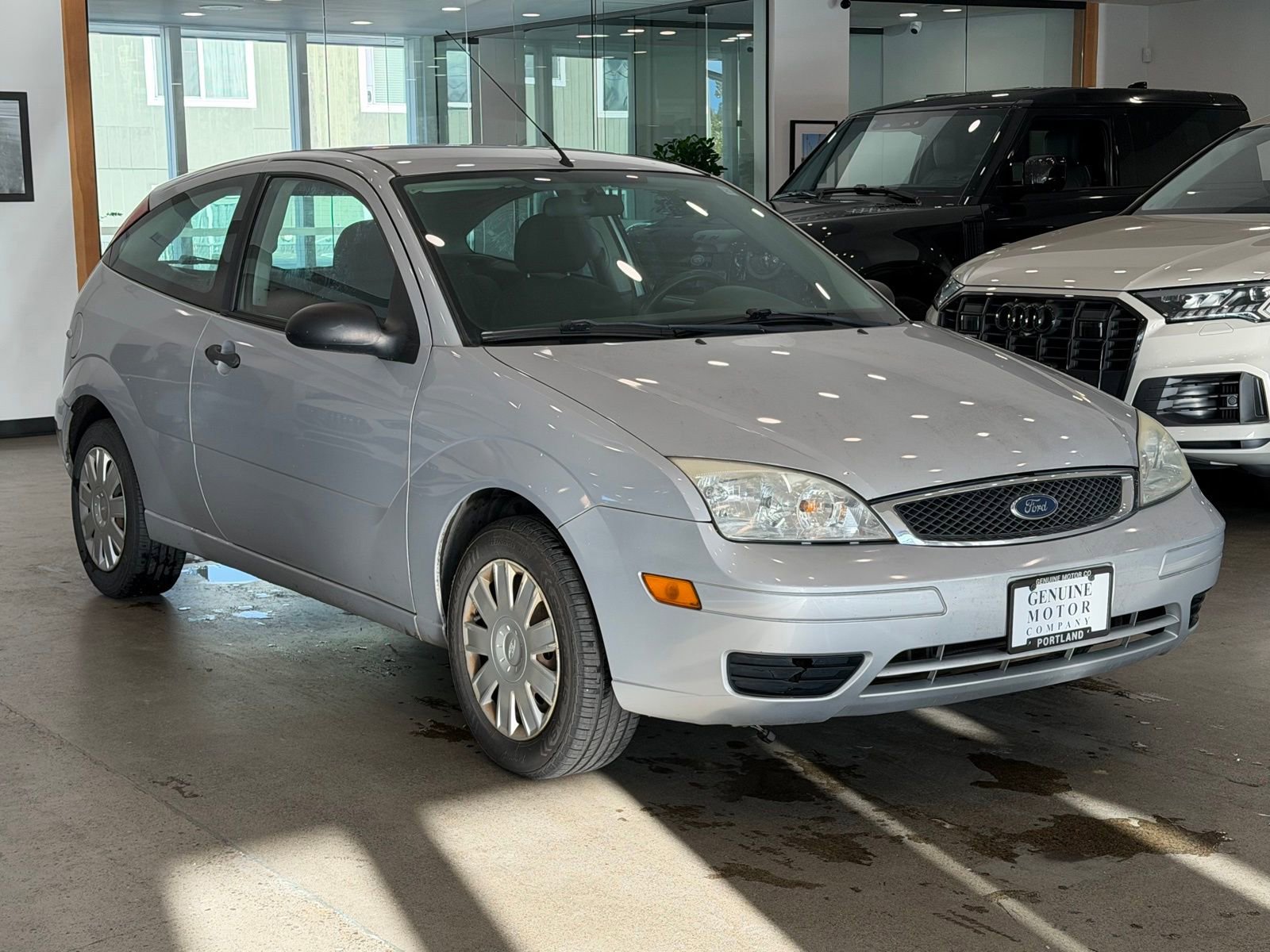 Used 2005 Ford Focus ZX3 Hatchback image 3