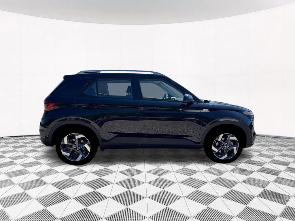 New 2026 Hyundai Venue SEL FWD image 14