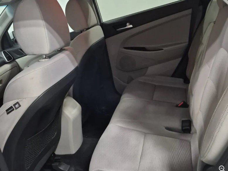 Used 2021 Hyundai Tucson SE FWD image 9