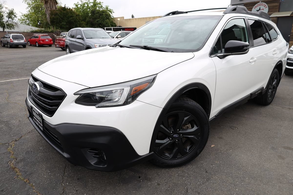 Used 2020 Subaru Outback Onyx Edition XT AWD/4WD image 3