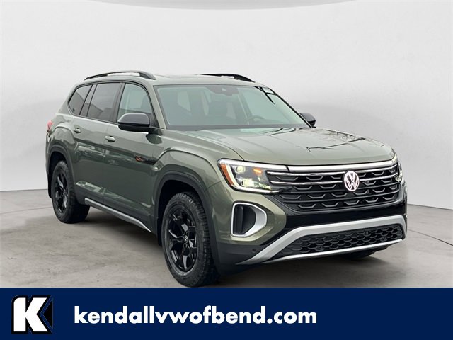 New 2026 Volkswagen Atlas Peak Edition image 1