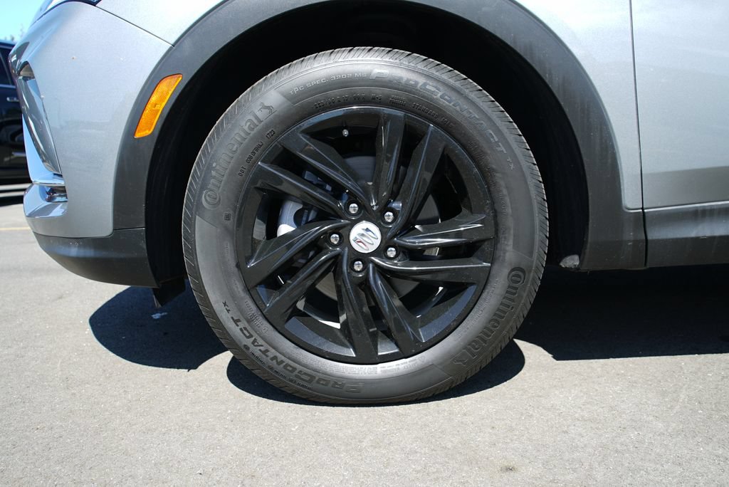 Used 2024 Buick Envista Preferred w/ Convenience II Package FWD image 28