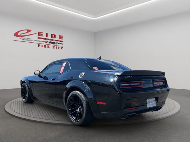 Used 2022 Dodge Challenger SRT Hellcat RWD image 4