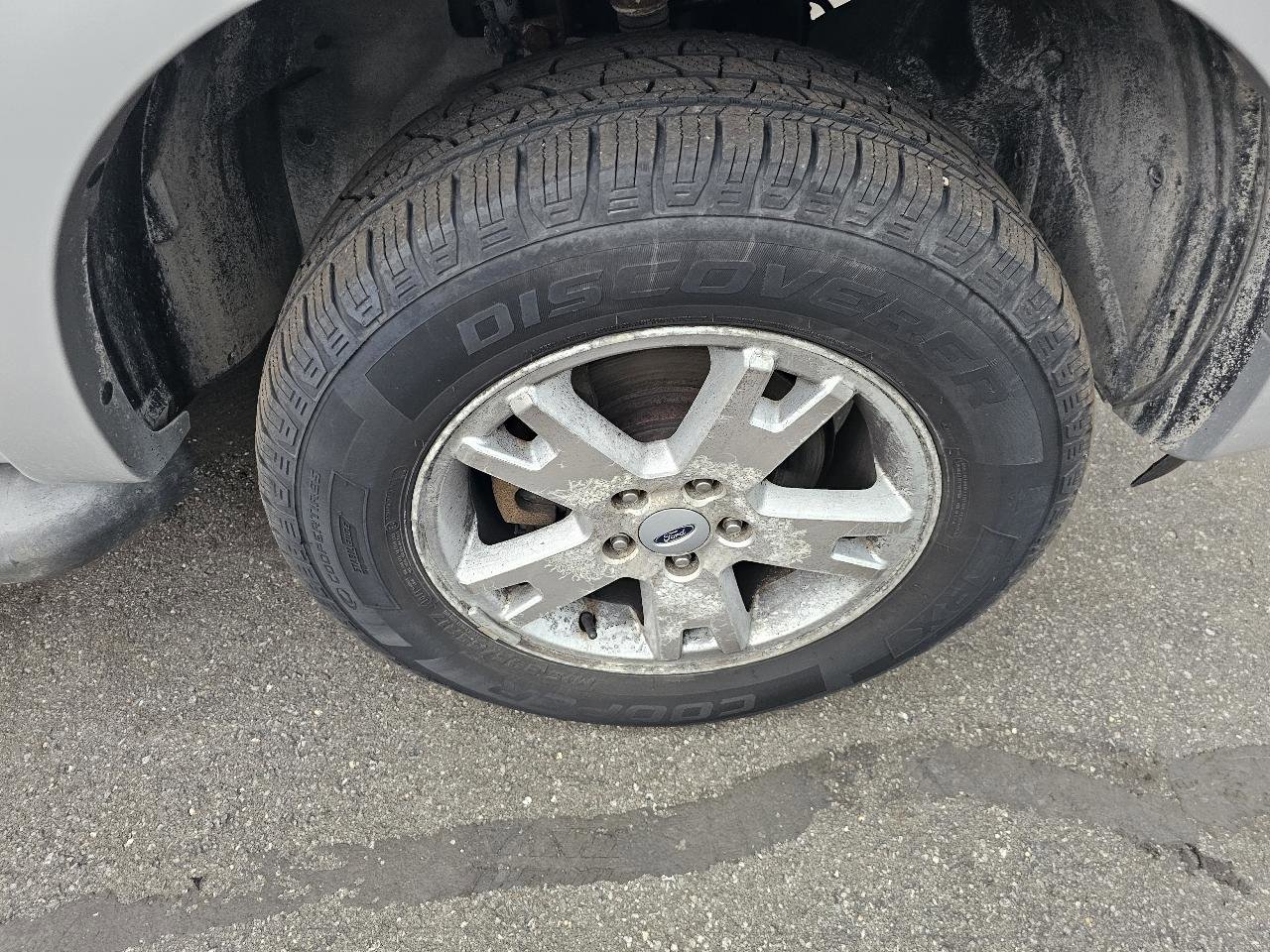 Used 2010 Ford Explorer XLT AWD/4WD image 14