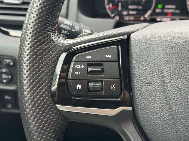 Used 2025 Honda Ridgeline Black Edition image 27