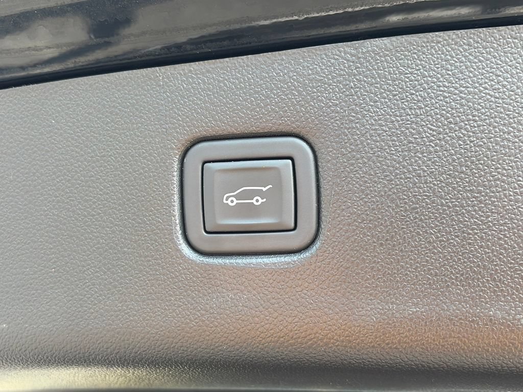 Used 2023 Chevrolet Blazer LT AWD/4WD image 7