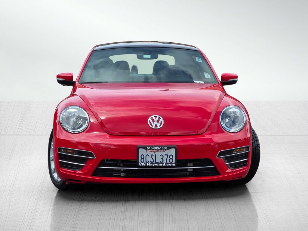 Used 2018 Volkswagen Beetle 2.0T SE FWD image 2