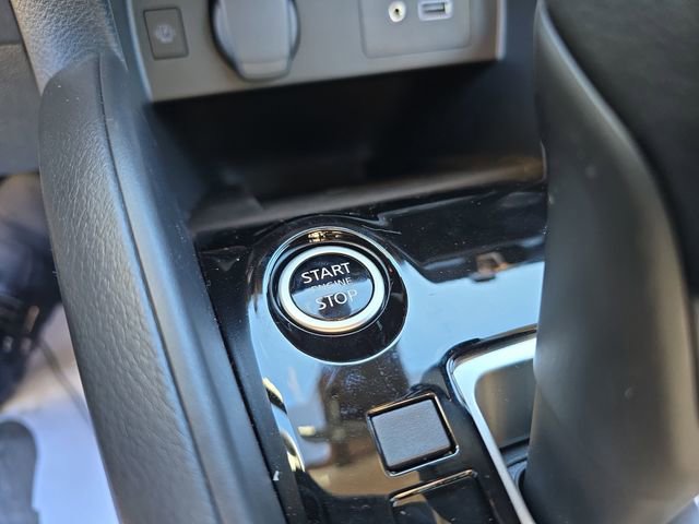 New 2025 Nissan Versa SV w/ Trunk Package image 22