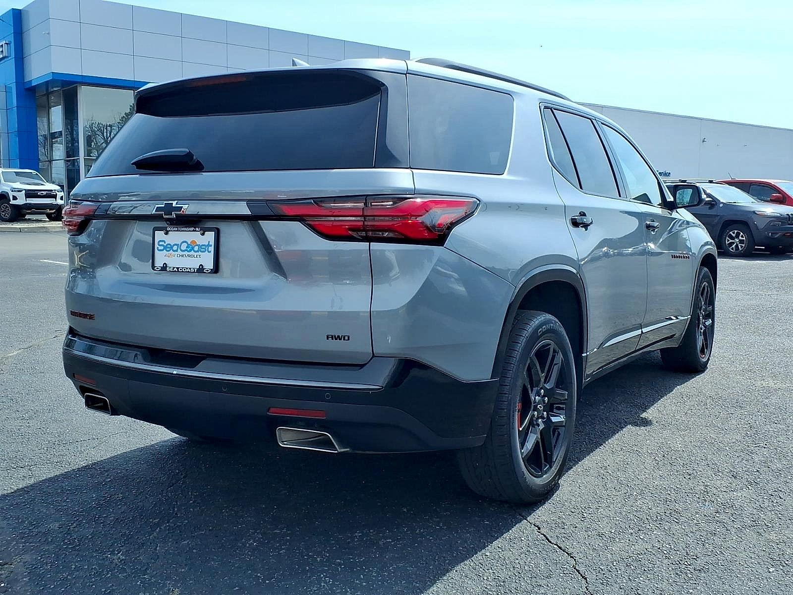Certified 2023 Chevrolet Traverse Premier w/ Redline Edition image 6