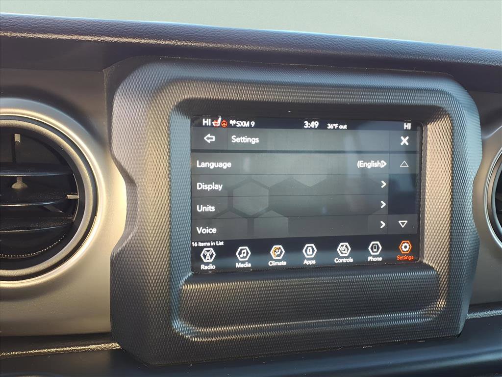 Used 2022 Jeep Gladiator Willys image 22