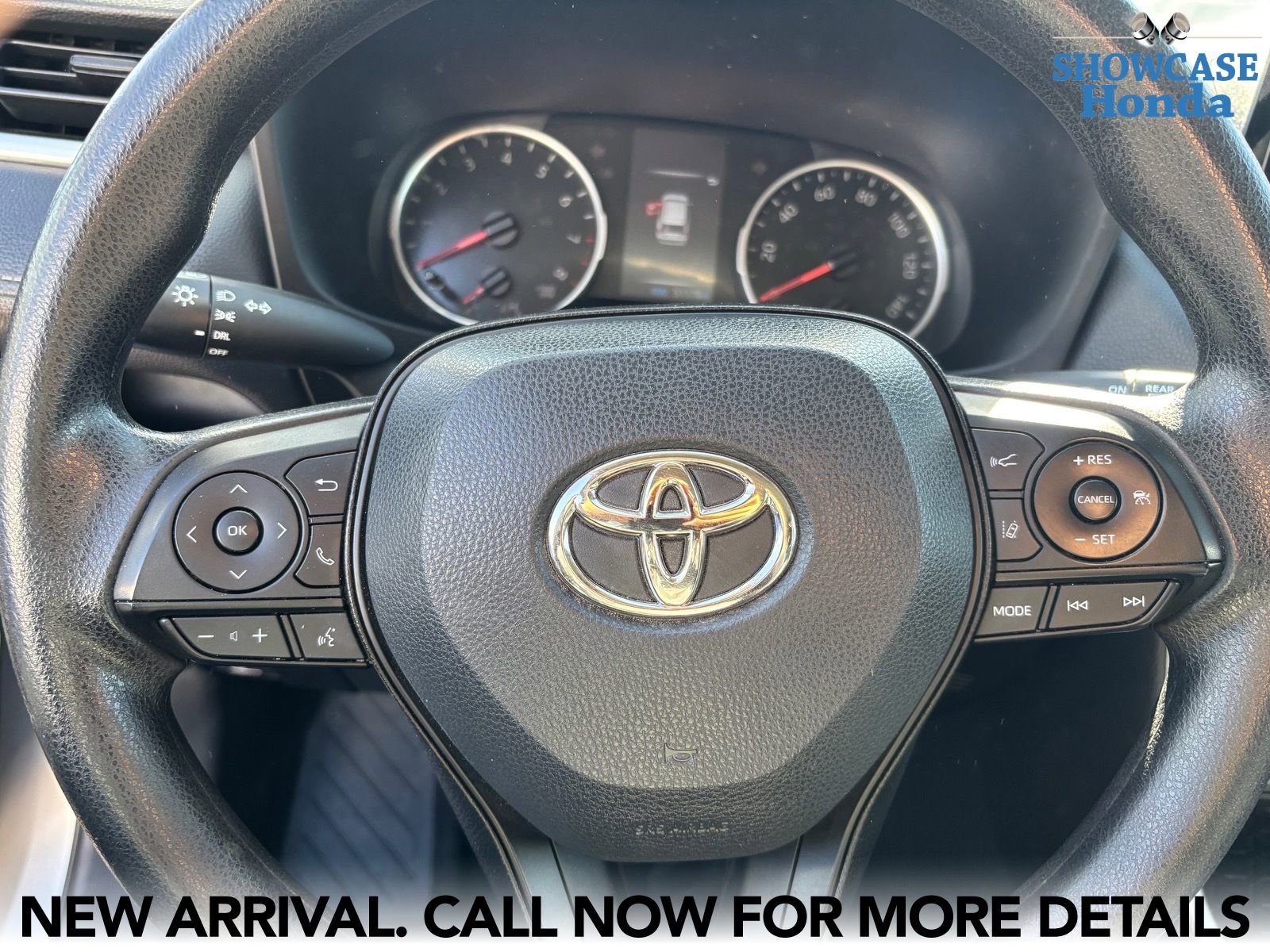 Used 2022 Toyota RAV4 LE w/ Carpet Mat Package (TMS) image 13