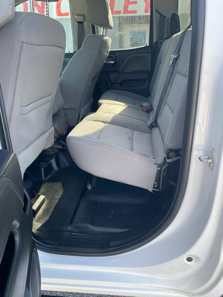 Used 2018 Chevrolet Silverado 2500 W/T w/ WT Convenience Package AWD/4WD image 7