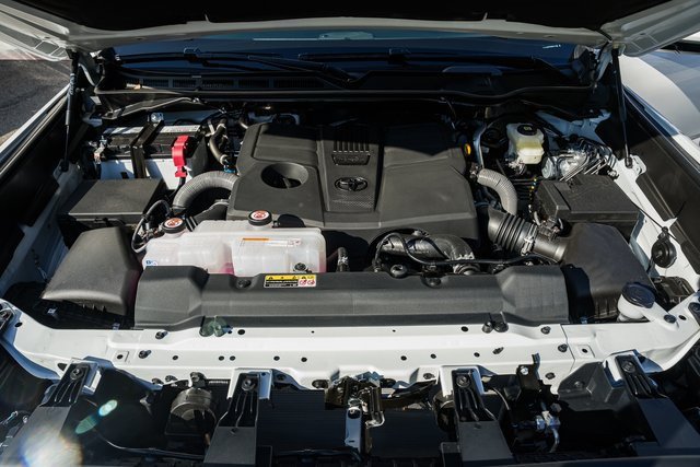 New 2026 Toyota Tundra SR5 AWD/4WD image 16