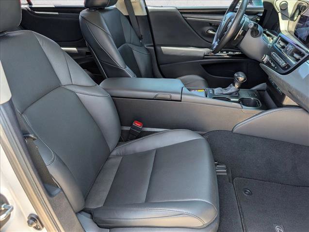 Used 2024 Lexus ES 300h w/ Premium Package FWD image 21