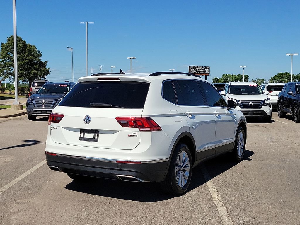 Used 2018 Volkswagen Tiguan SE AWD/4WD image 5