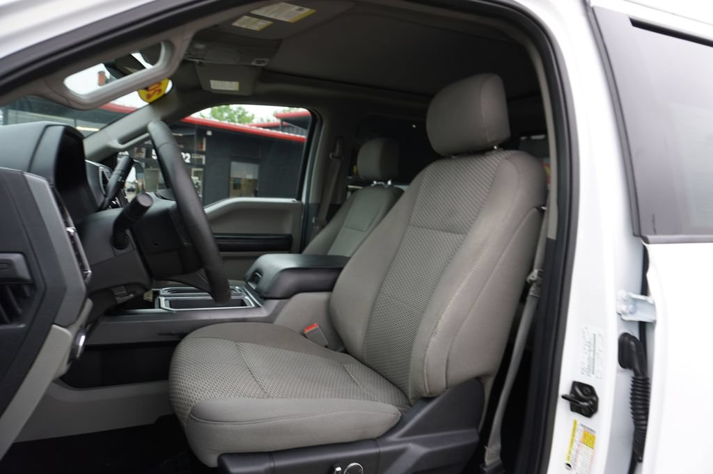 Used 2018 Ford F150 XLT w/ Equipment Group 302A Luxury AWD/4WD image 22