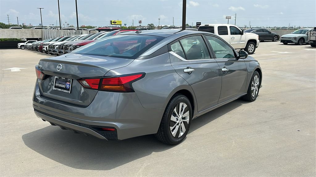 Used 2020 Nissan Altima 2.5 S FWD image 12